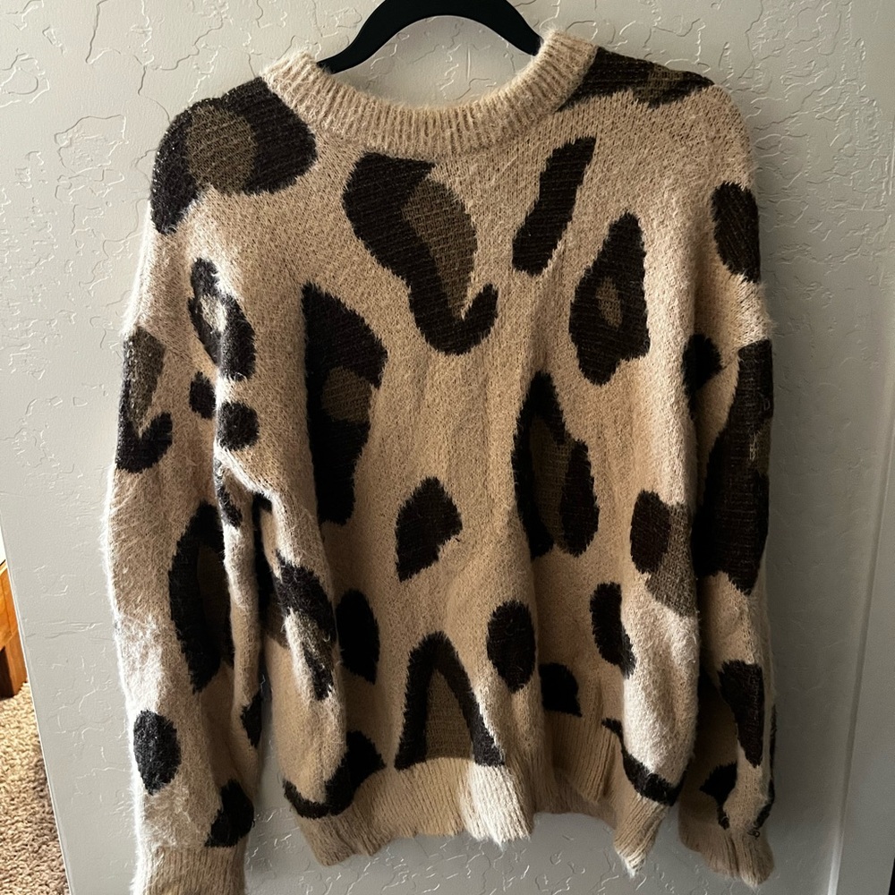 Leopard Print Knit Sweater - Cream and Brown